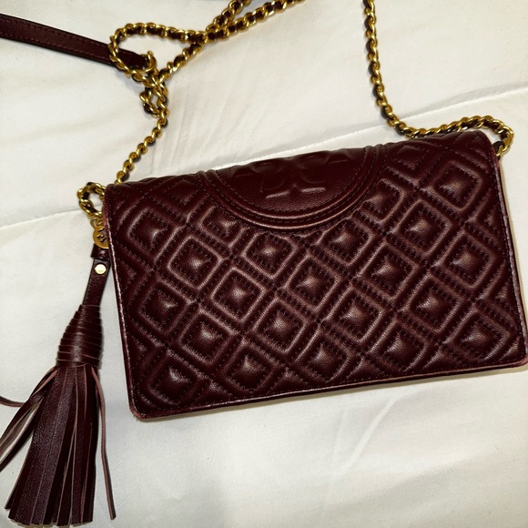 Tory Burch Handbags - Tory Burch Quilted Burgundy Crossbody Bag